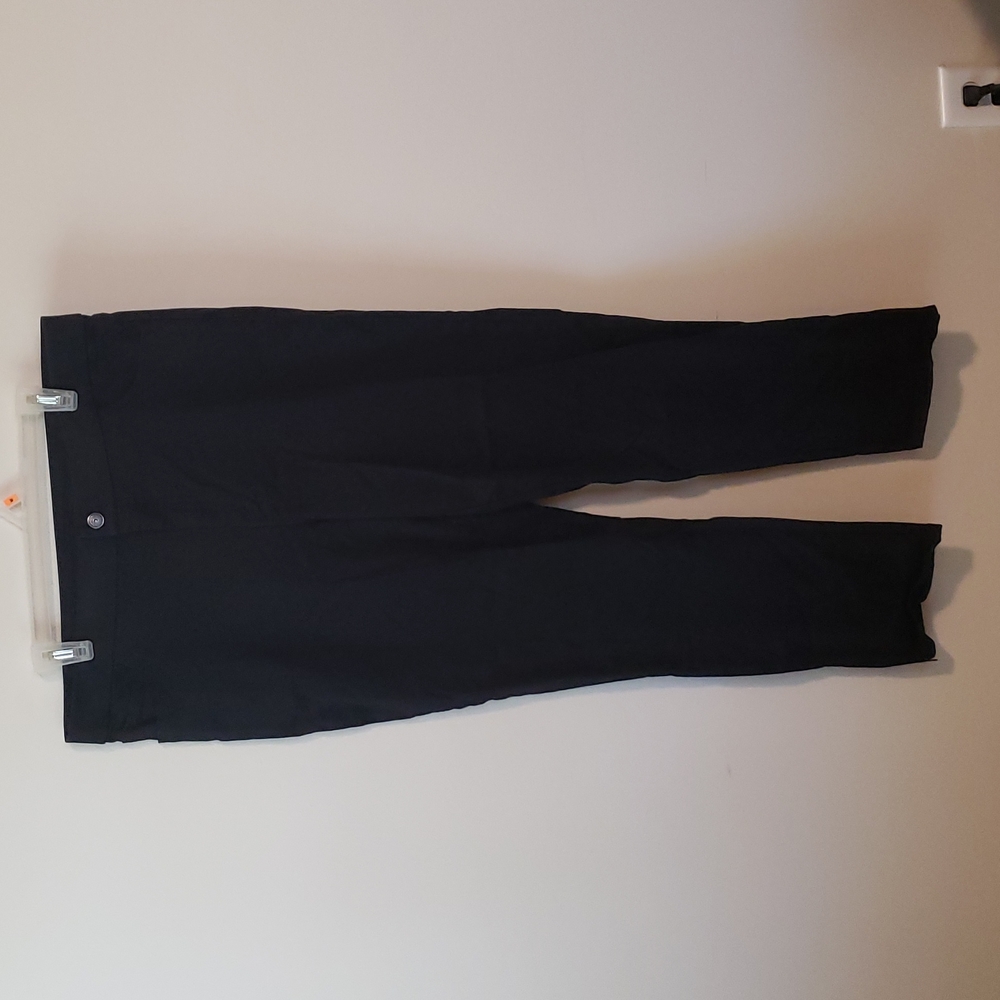 LIKE NEW Isaac Mizrahi Live Black Comfort Waist Slacks Zipper Ankle 16 Long Tall